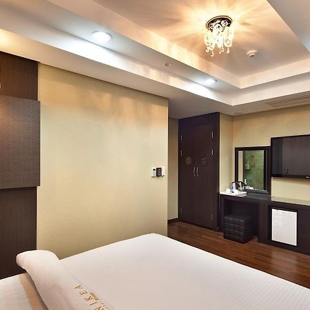 Press Hotel Busan Phòng bức ảnh